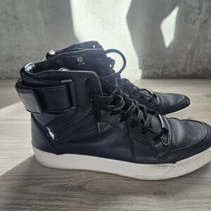Men's Black High-Top Sneakers